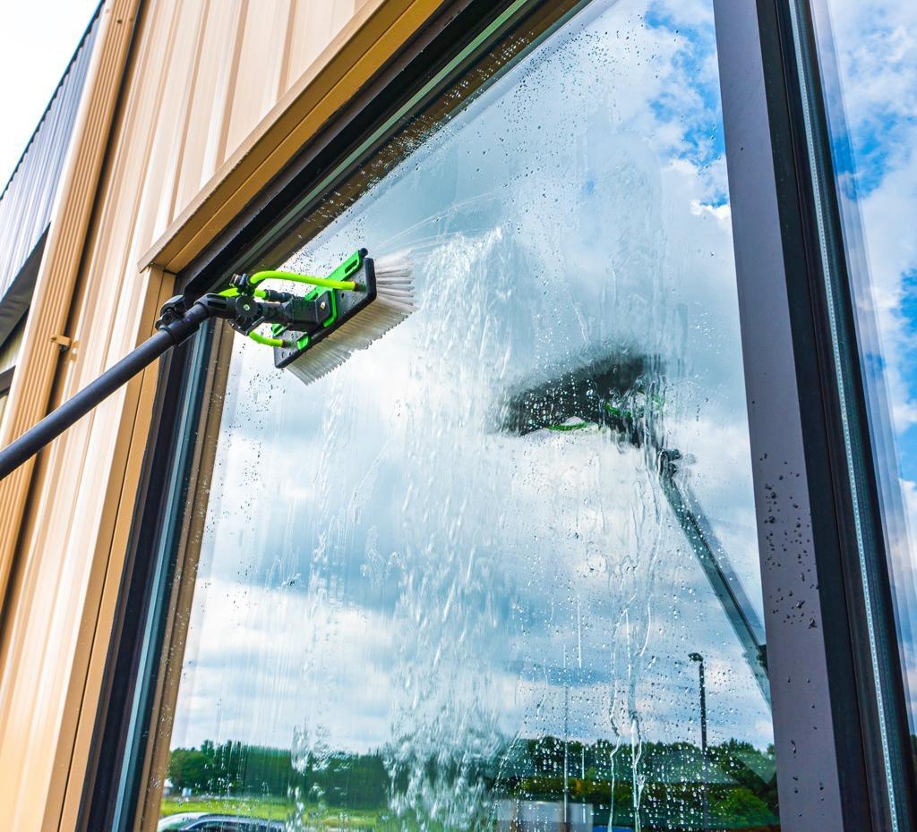 Window cleaning services for property managers with scheduled recurring maintenance and coordinated service