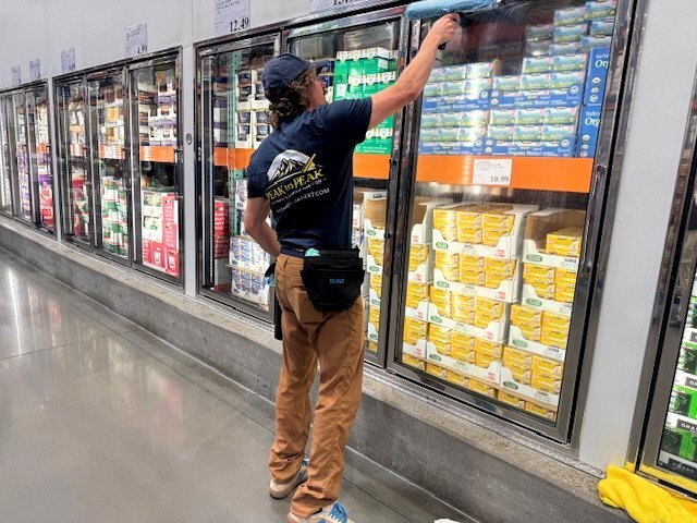 Window cleaning services for Vail businesses vacation rentals storefronts and restaurants